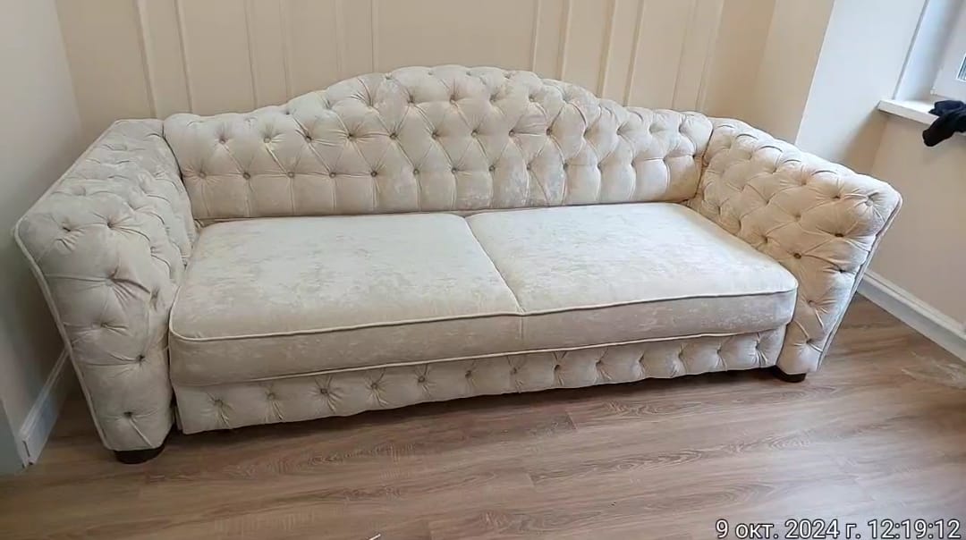 Обивка дивана. Ивангород