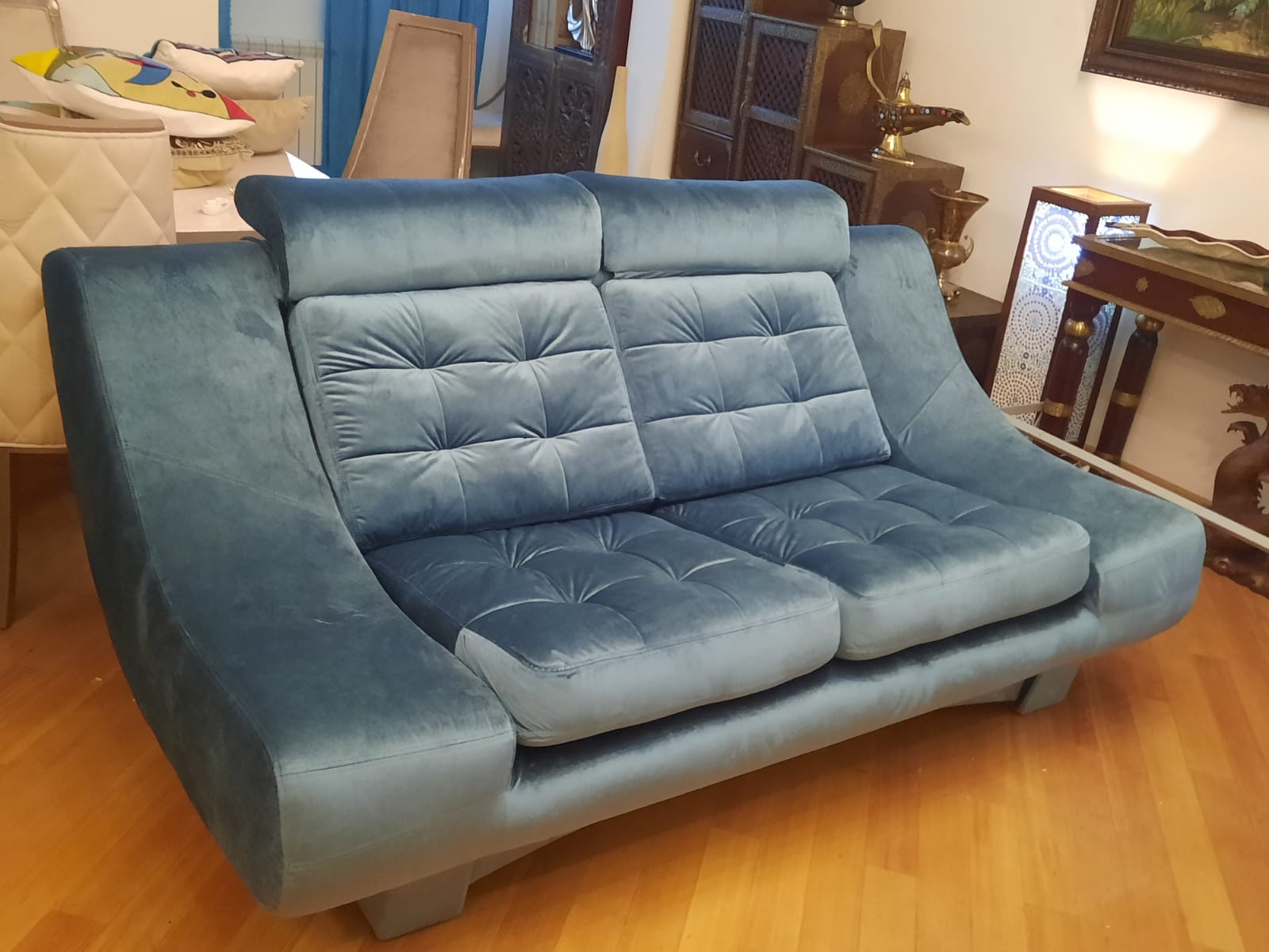 Обивка дивана на дому. Ивангород